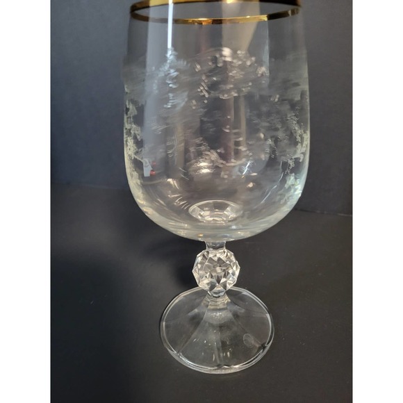 Vintage Etched 6.5" Wine Water 12 oz. Glass Goblet with 22 Karat Rim - Picture 6 of 8